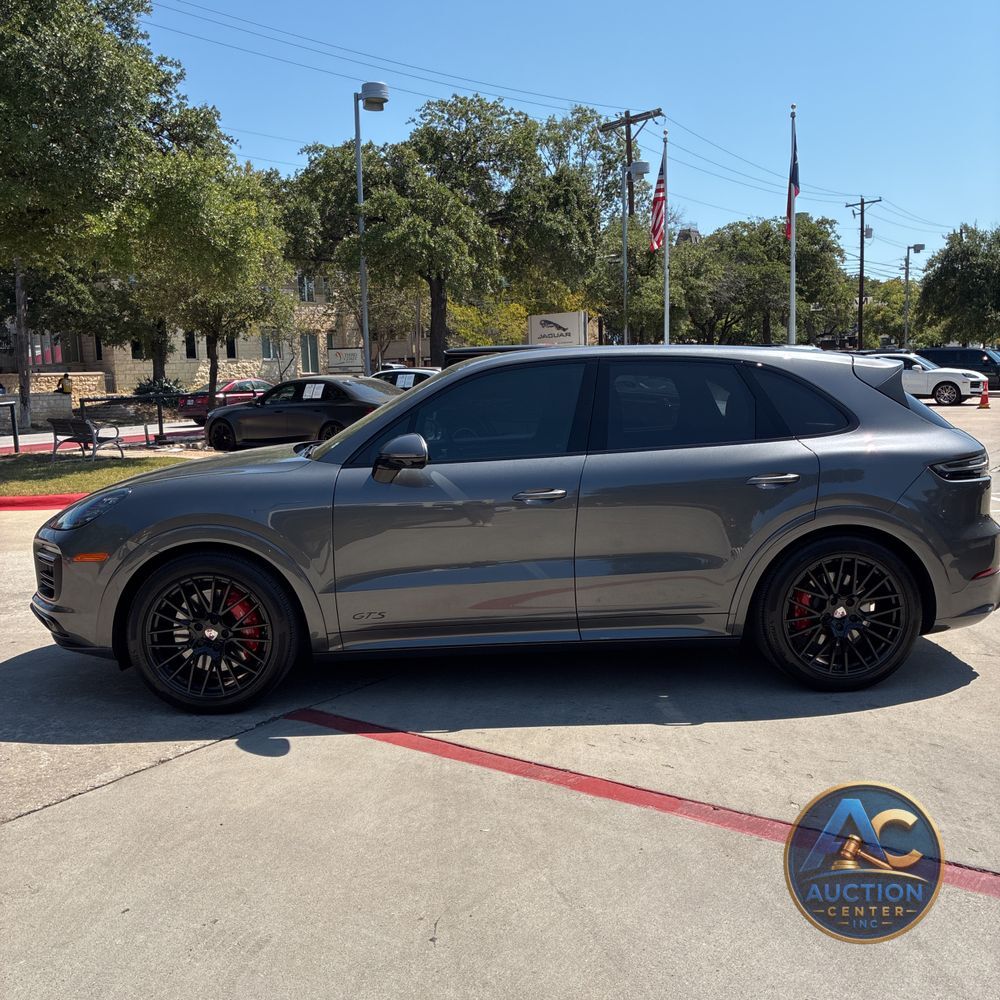 2023 Porsche Cayenne GTS
