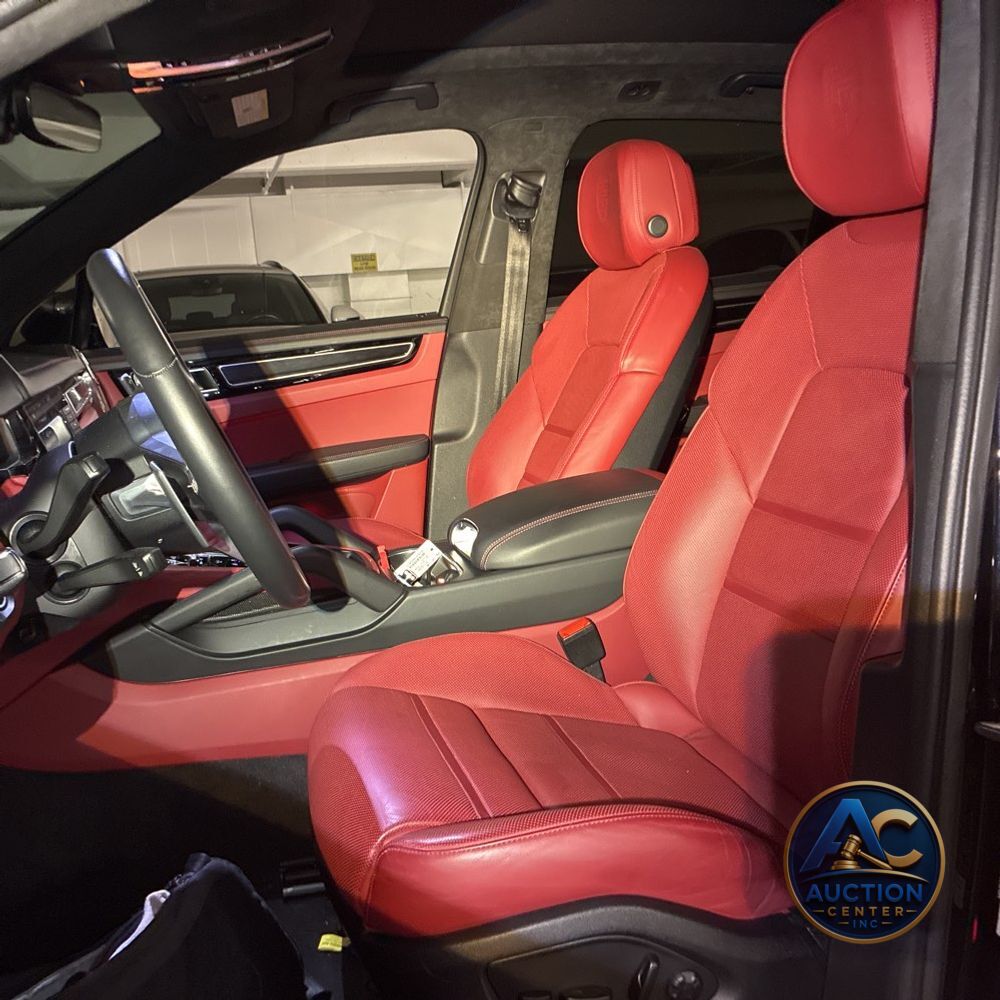 2022 Porsche Cayenne GTS
