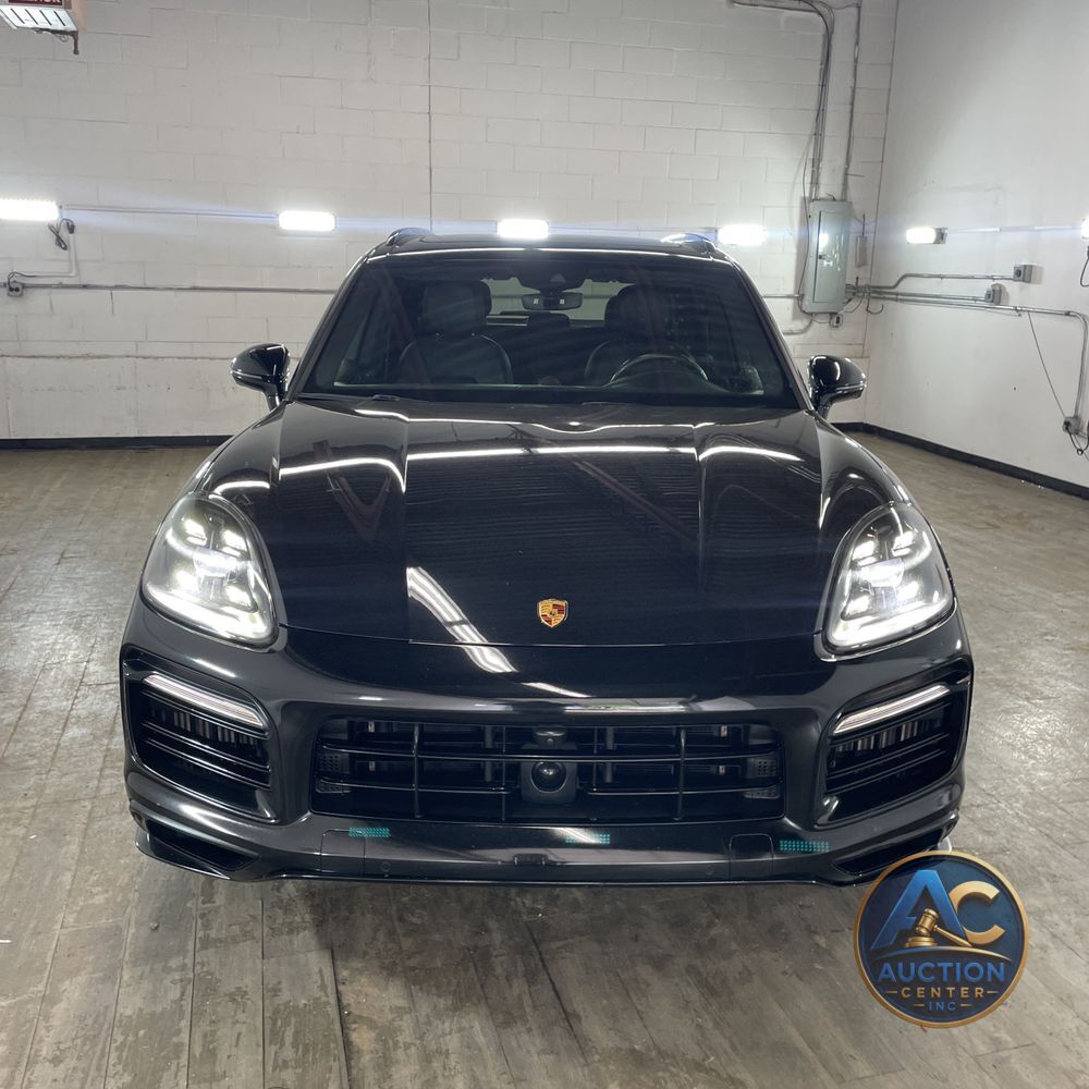 2023 Porsche Cayenne GTS