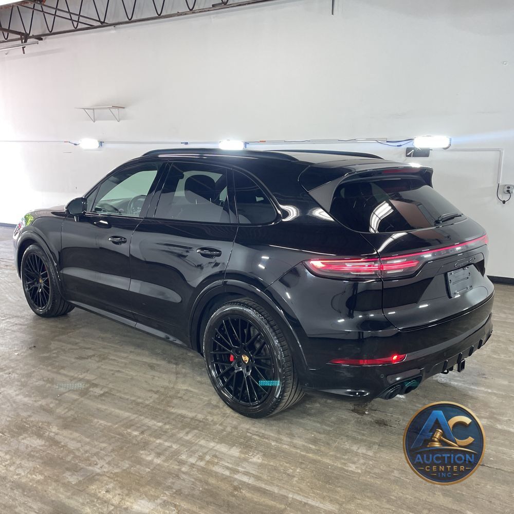 2023 Porsche Cayenne GTS