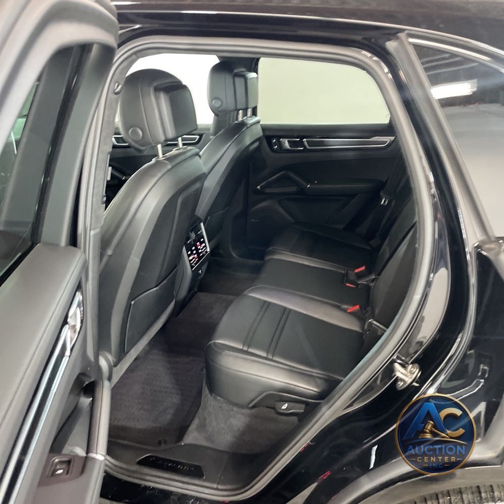 2023 Porsche Cayenne GTS