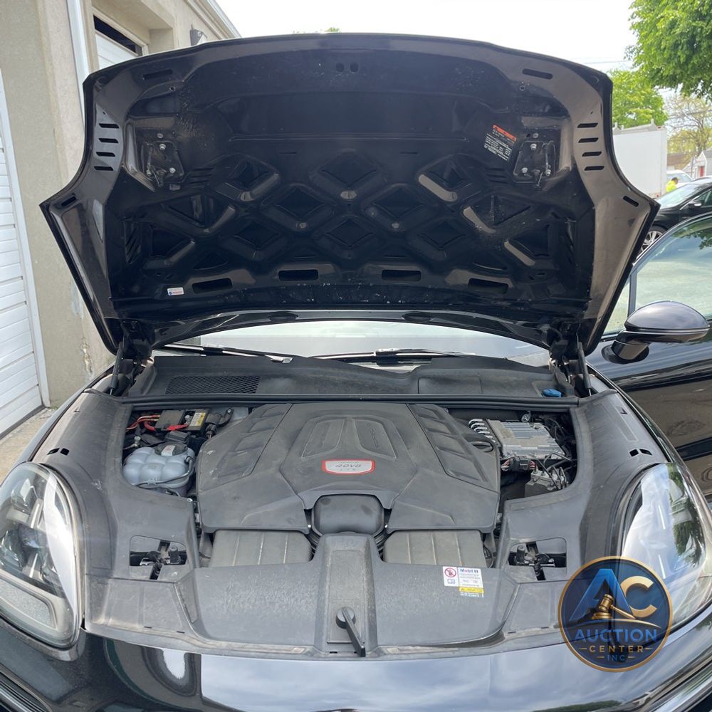 2023 Porsche Cayenne GTS