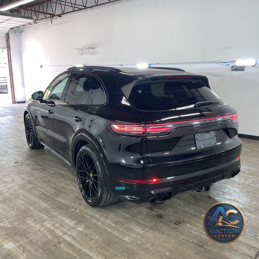 2023 Porsche Cayenne GTS