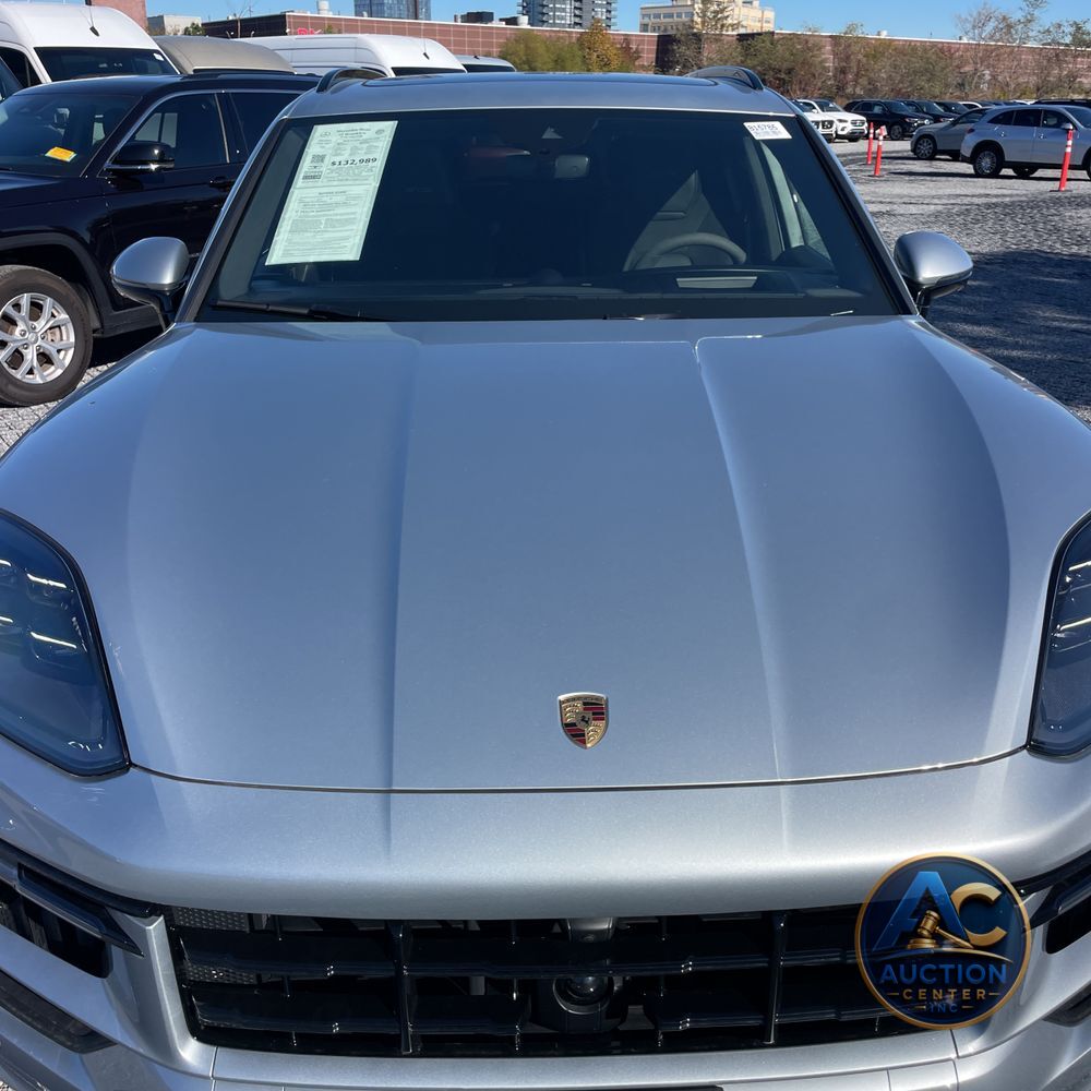 2025 Porsche Cayenne GTS