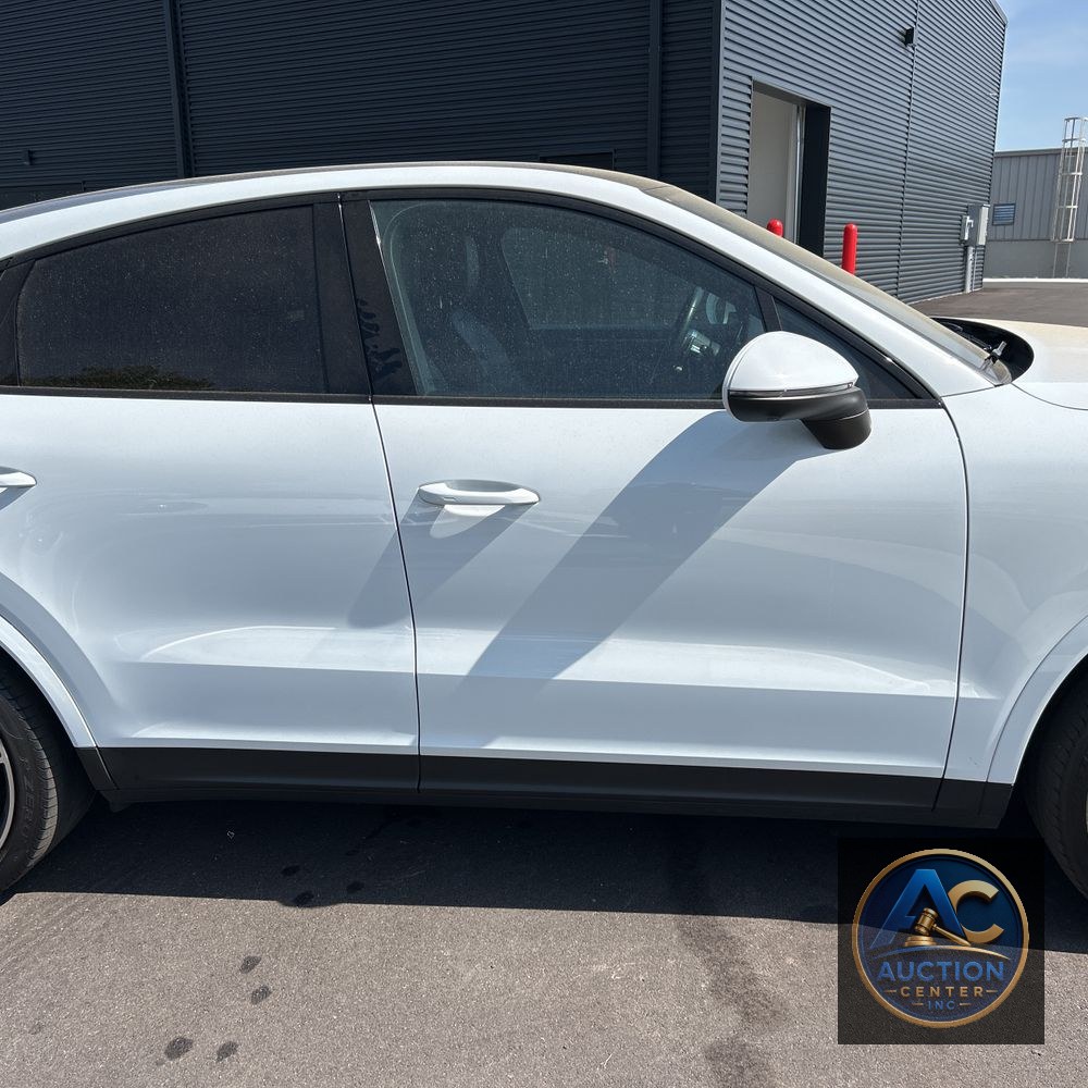 2022 Porsche Cayenne Coupe