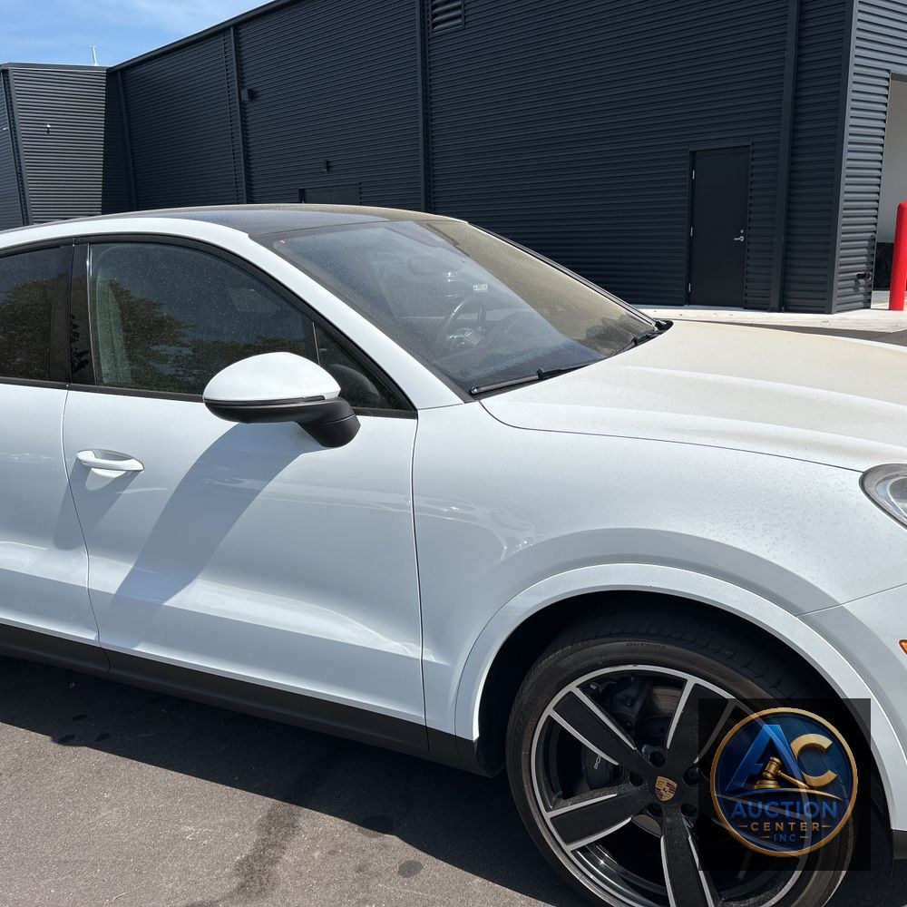 2022 Porsche Cayenne Coupe