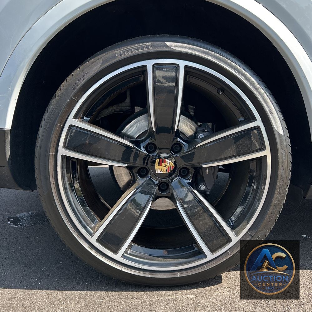 2022 Porsche Cayenne Coupe