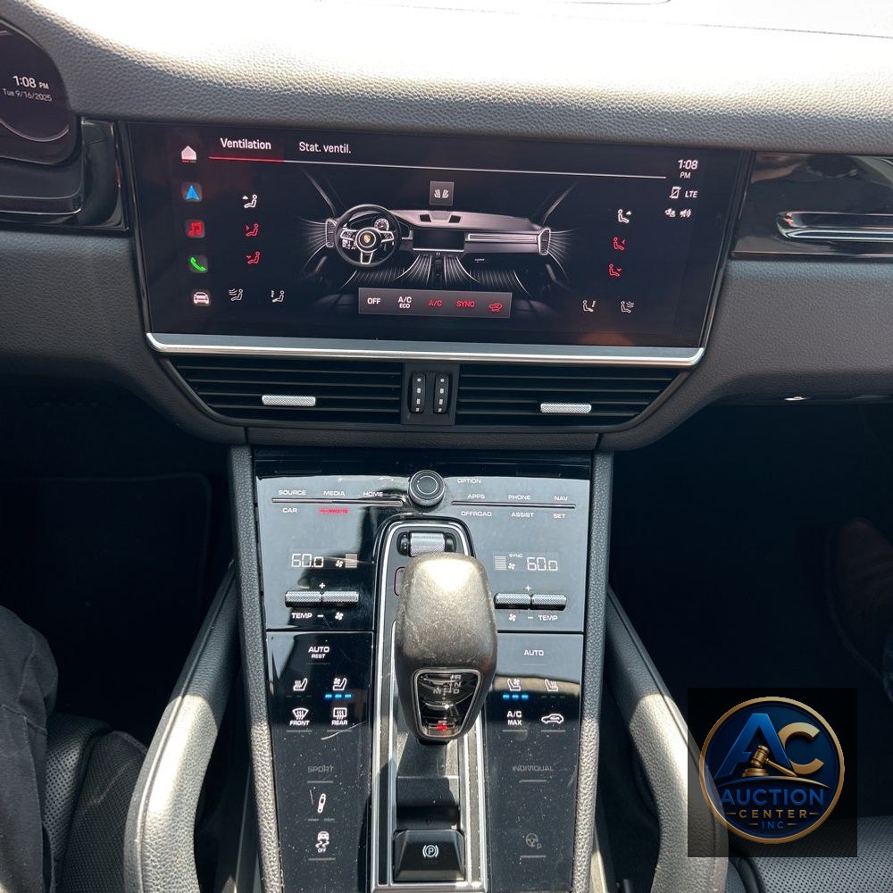 2022 Porsche Cayenne Coupe
