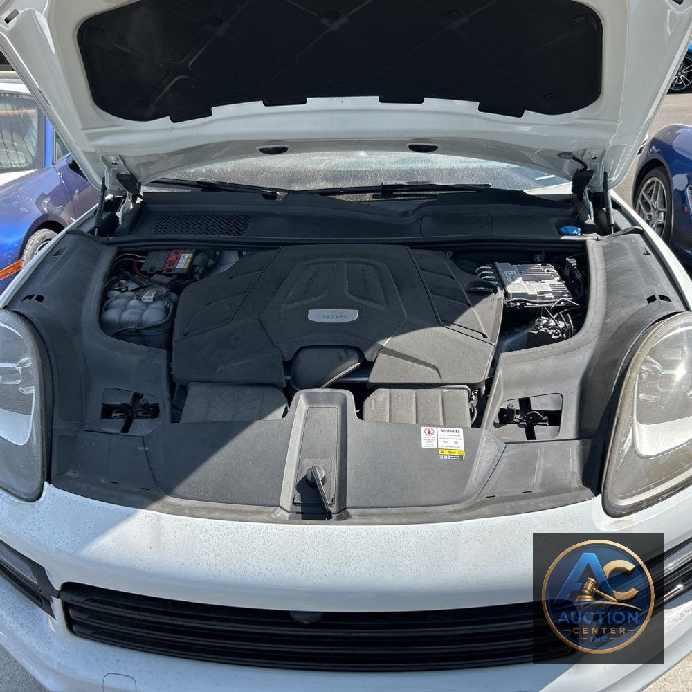 2022 Porsche Cayenne Coupe