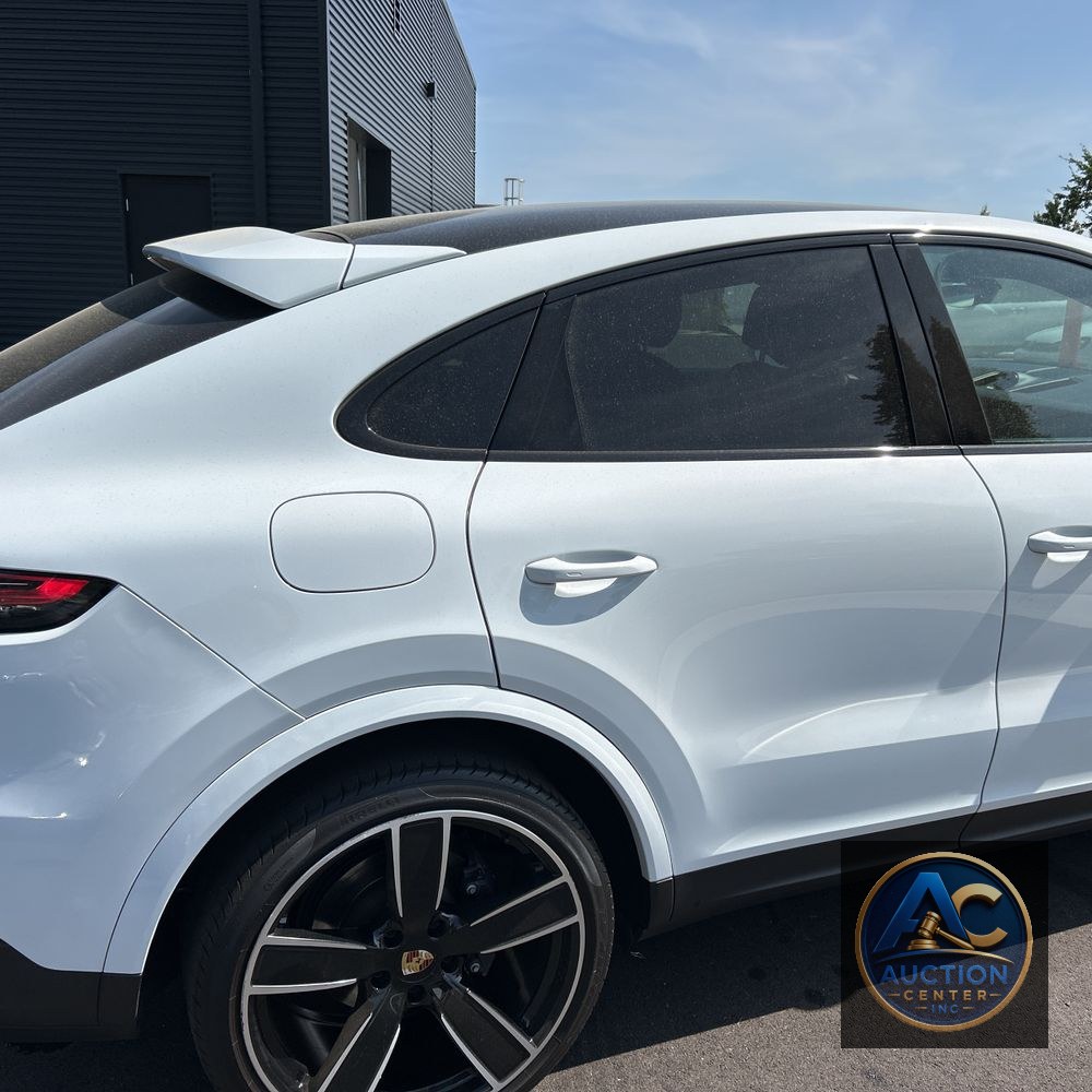 2022 Porsche Cayenne Coupe