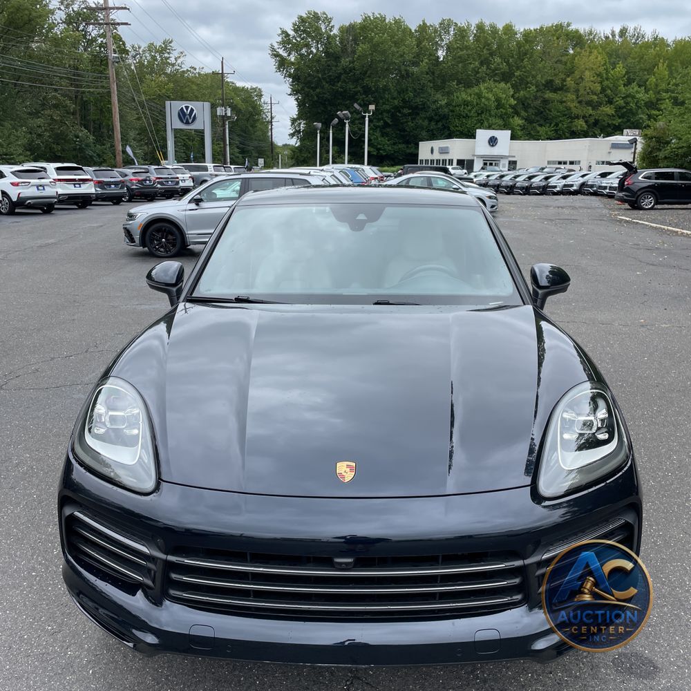2023 Porsche Cayenne Platinum Edition