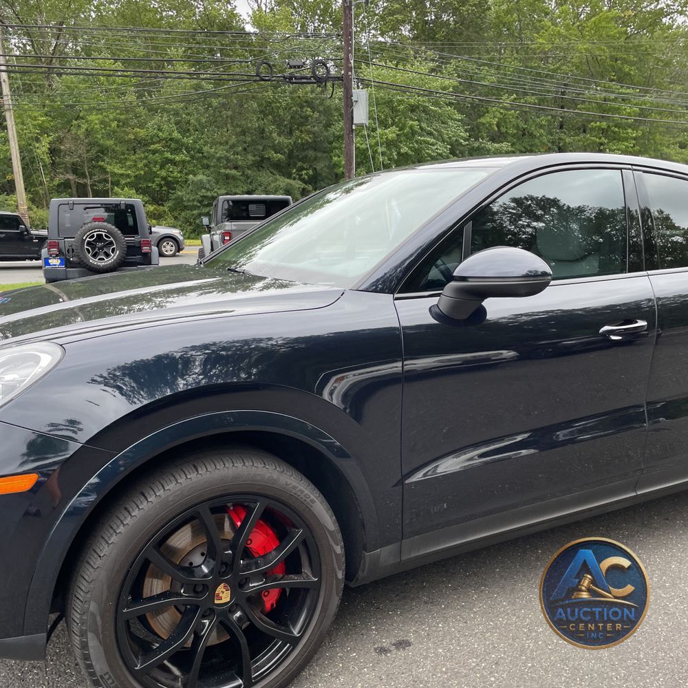 2023 Porsche Cayenne Platinum Edition