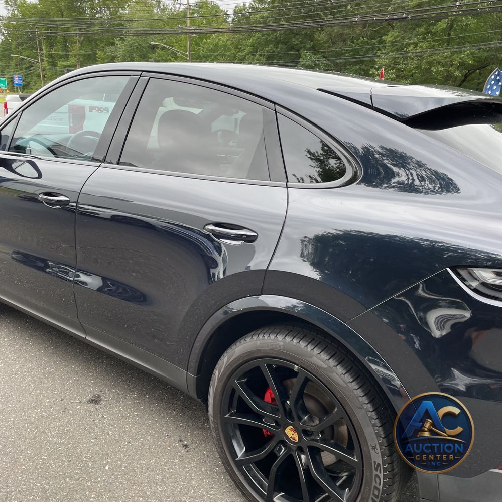 2023 Porsche Cayenne Platinum Edition