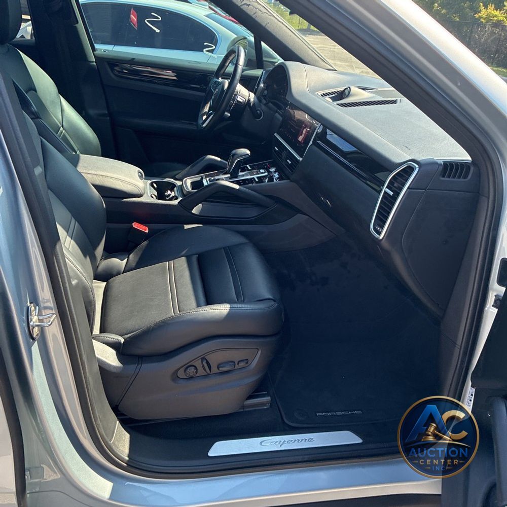 2022 Porsche Cayenne Coupe