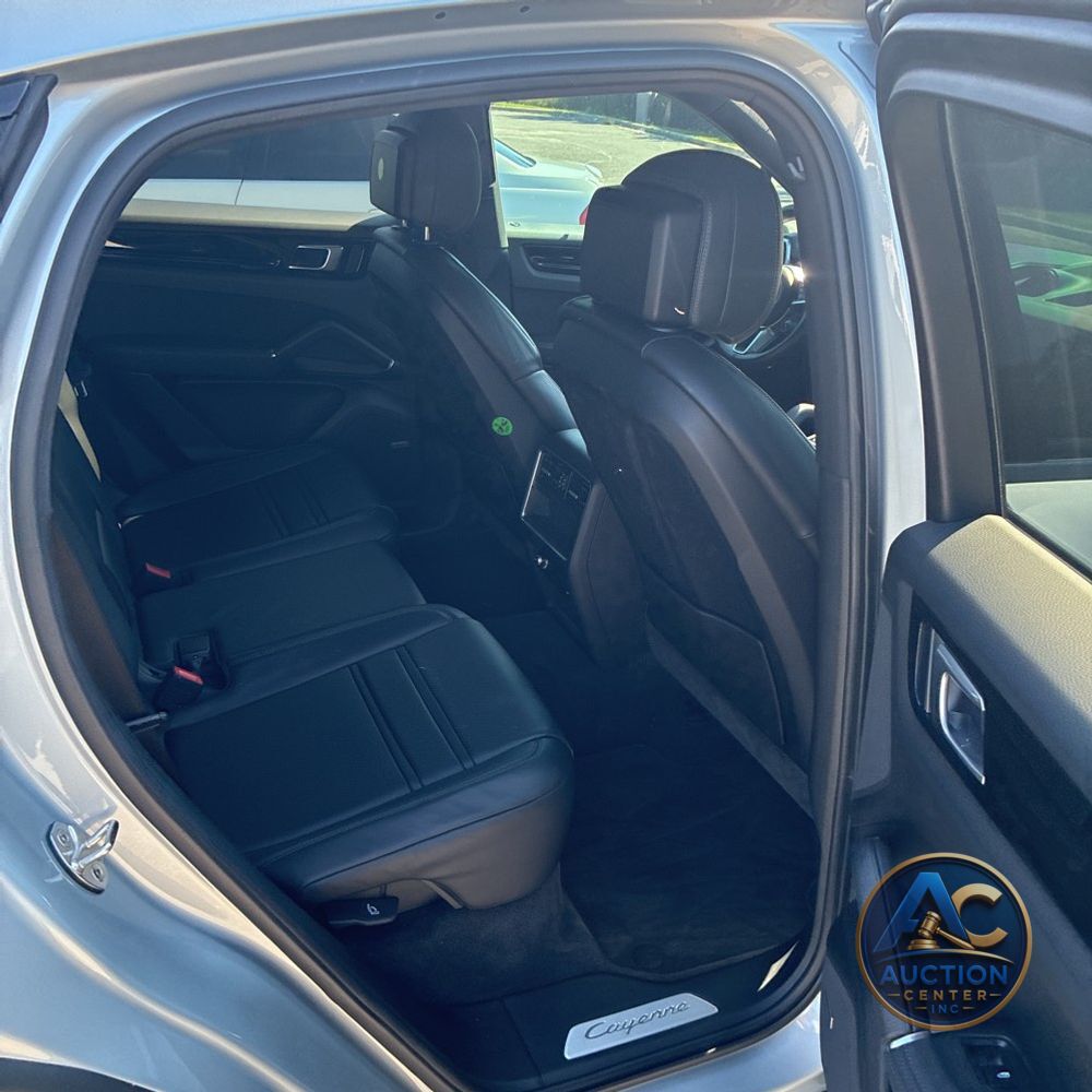 2022 Porsche Cayenne Coupe