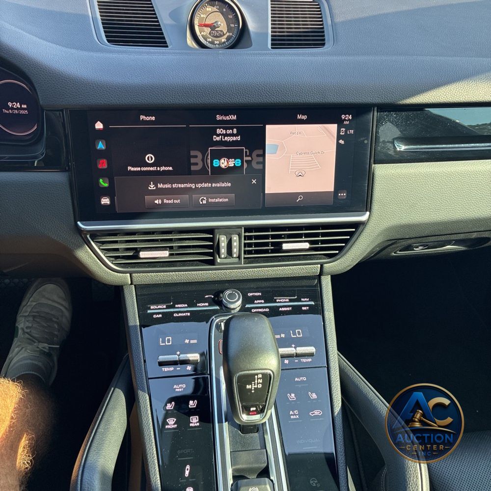 2022 Porsche Cayenne Coupe