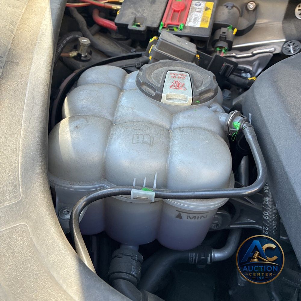 2022 Porsche Cayenne Base