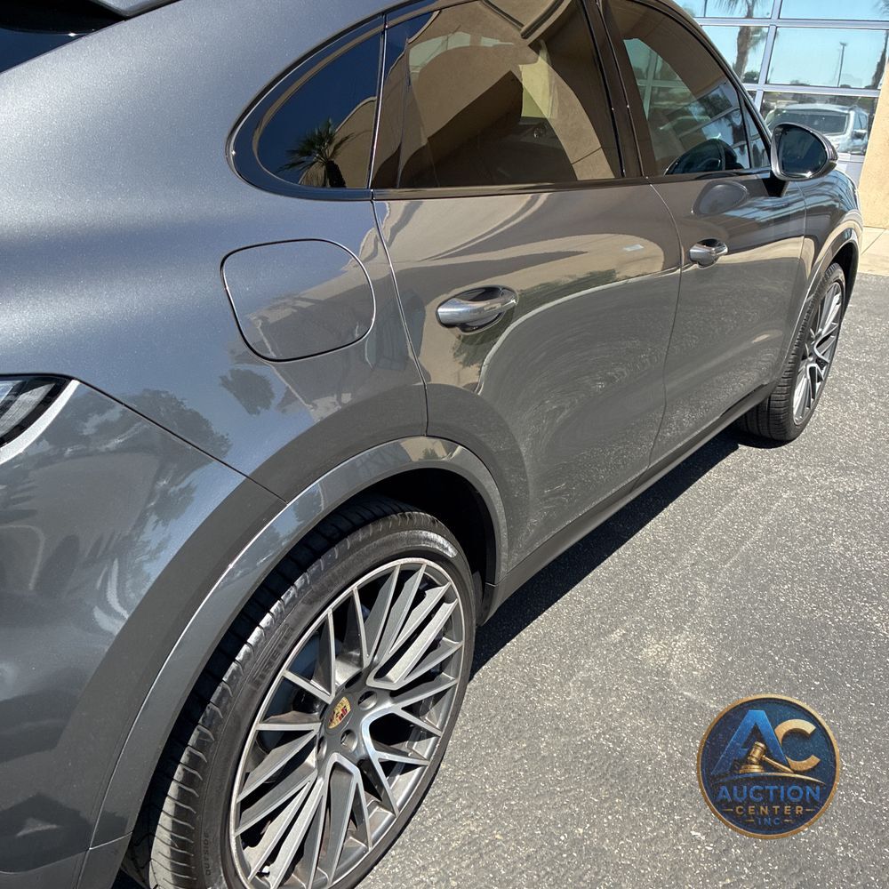2022 Porsche Cayenne Base