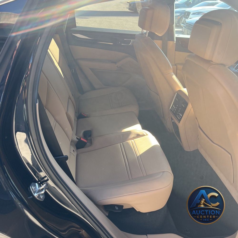 2022 Porsche Cayenne Coupe