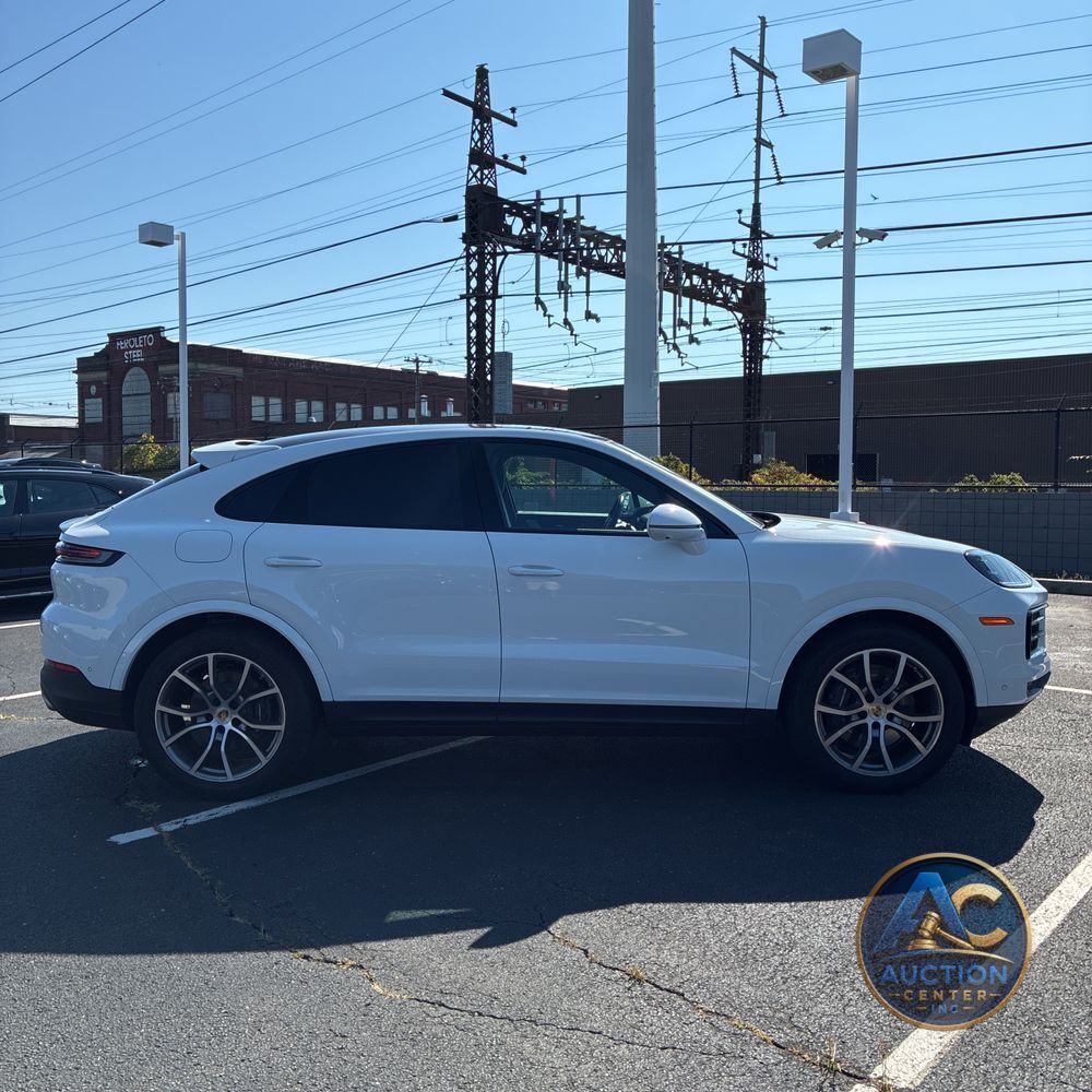 2024 Porsche Cayenne Coupe