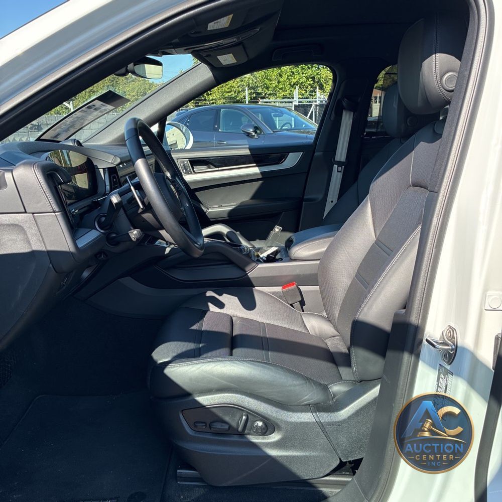 2024 Porsche Cayenne Coupe