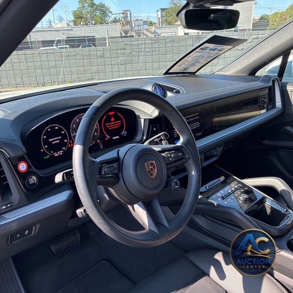 2024 Porsche Cayenne Coupe