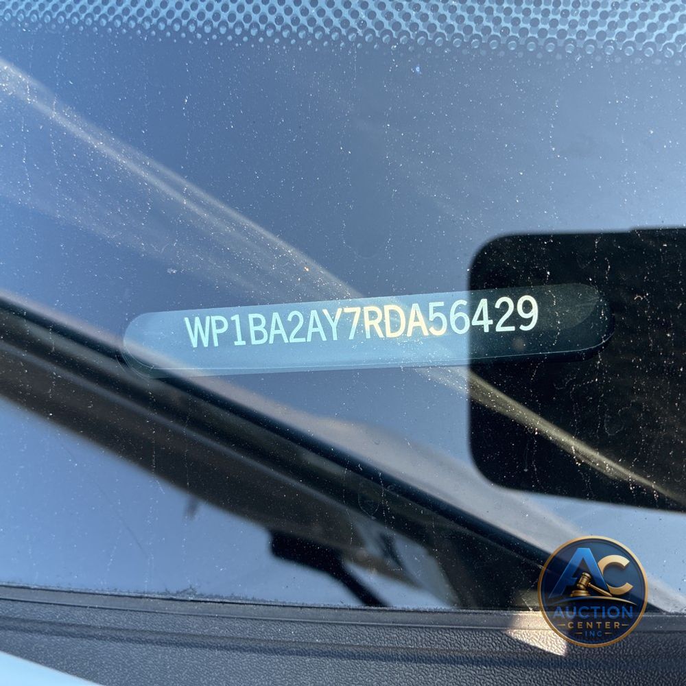 2024 Porsche Cayenne Coupe
