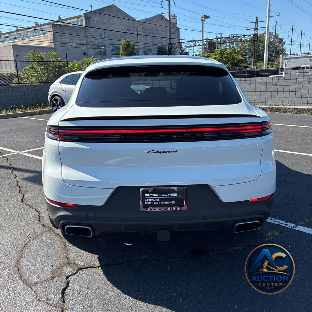 2024 Porsche Cayenne Coupe