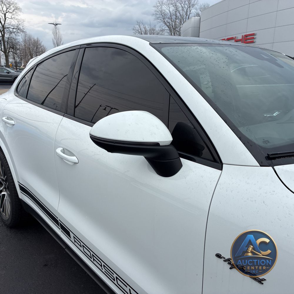 2022 Porsche Cayenne E-Hybrid Coupe Platinum Edition