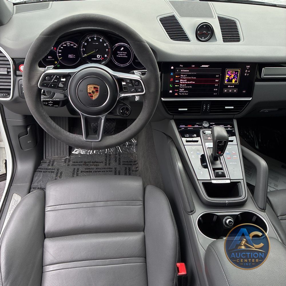 2022 Porsche Cayenne E-Hybrid Coupe Platinum Edition