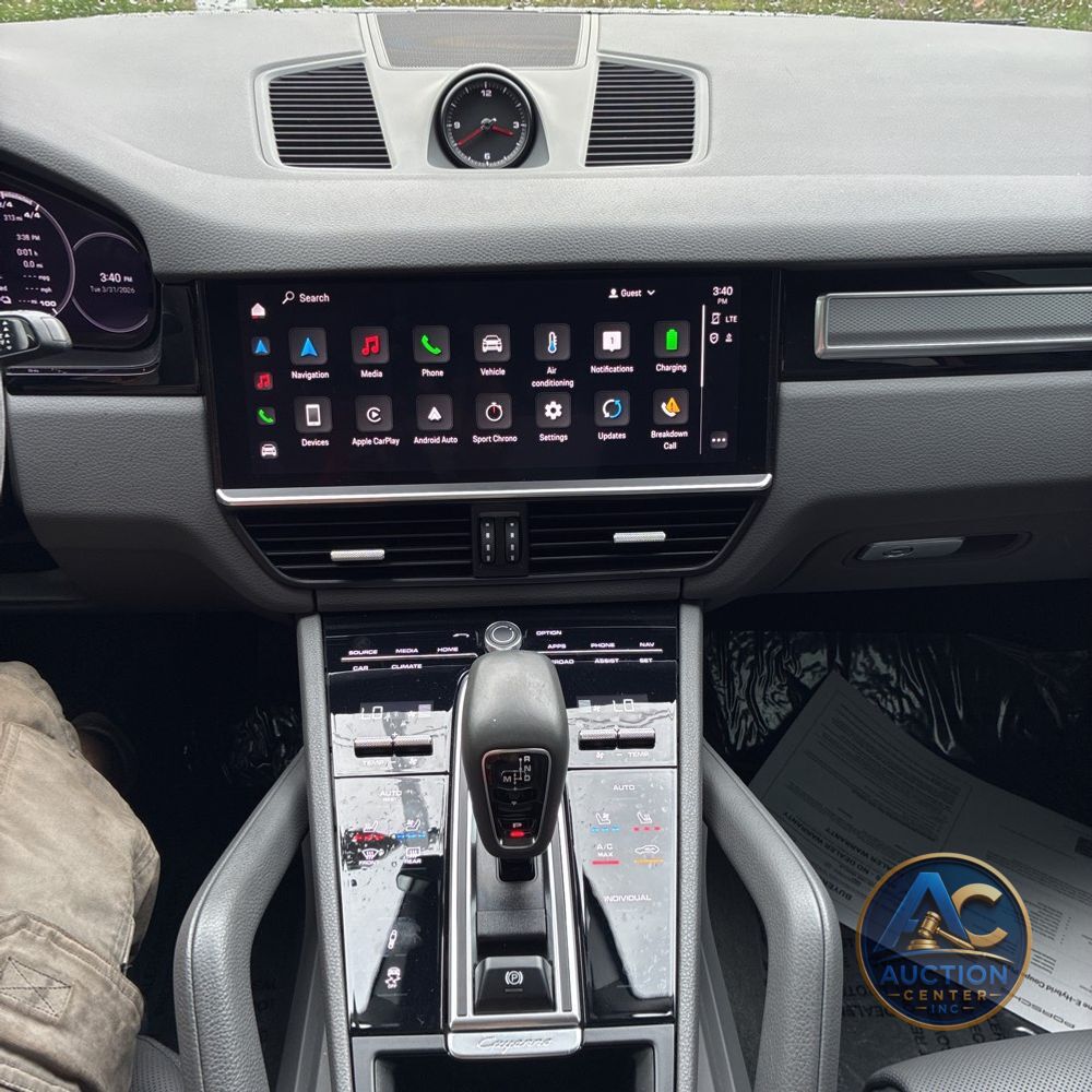 2022 Porsche Cayenne E-Hybrid Coupe Platinum Edition