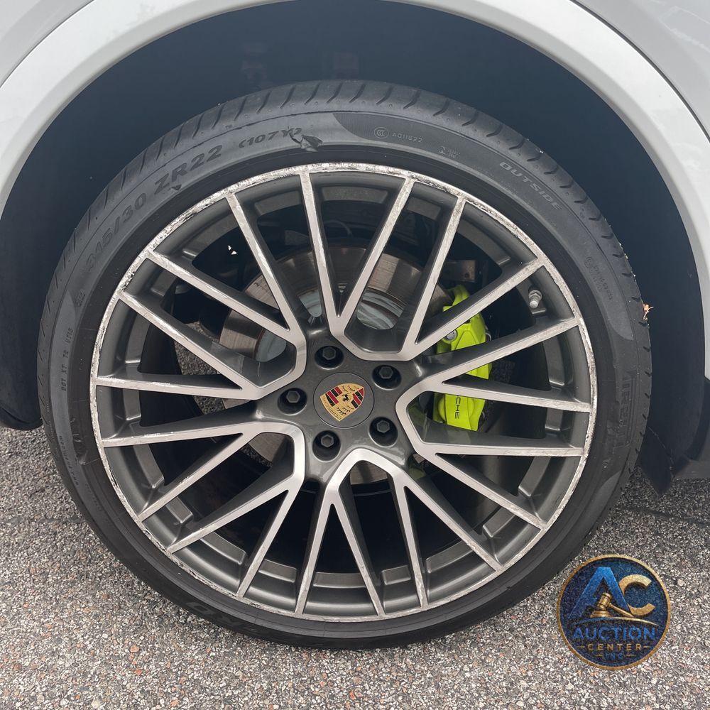 2023 Porsche Cayenne E-Hybrid