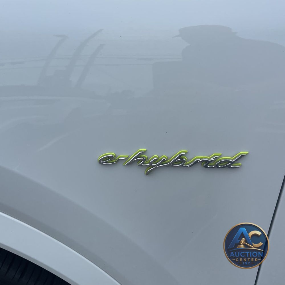 2023 Porsche Cayenne E-Hybrid