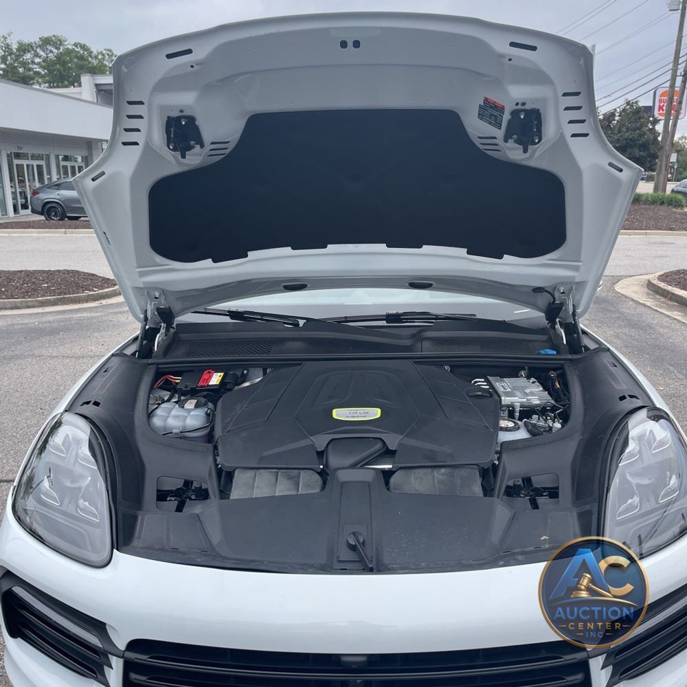 2023 Porsche Cayenne E-Hybrid