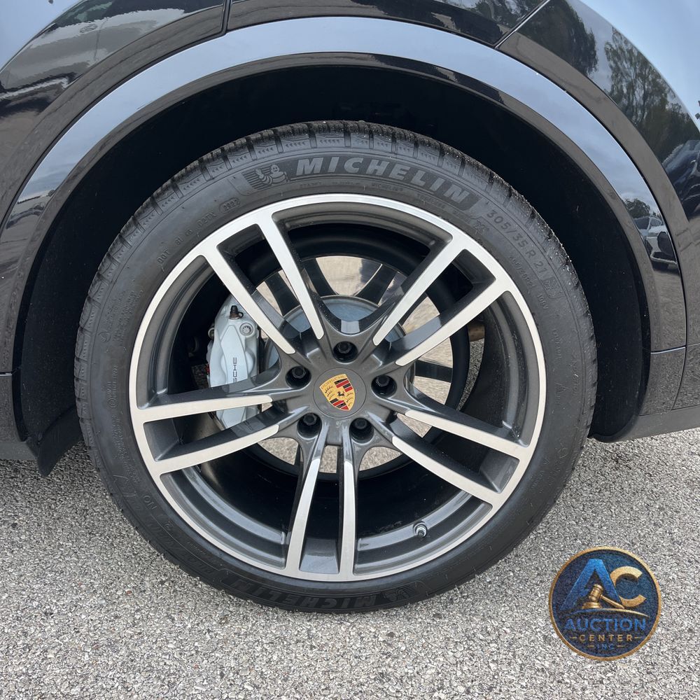 2021 Porsche Cayenne Turbo Coupe