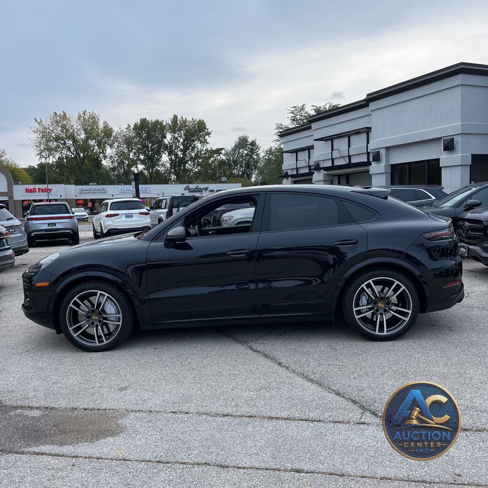 2021 Porsche Cayenne Turbo Coupe