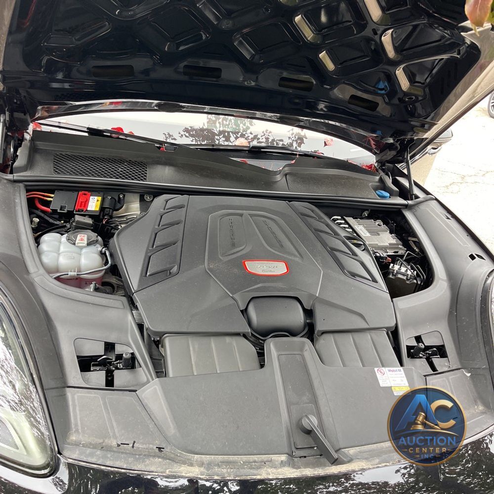 2021 Porsche Cayenne Turbo Coupe