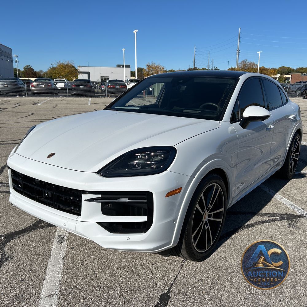 2025 Porsche Cayenne GTS