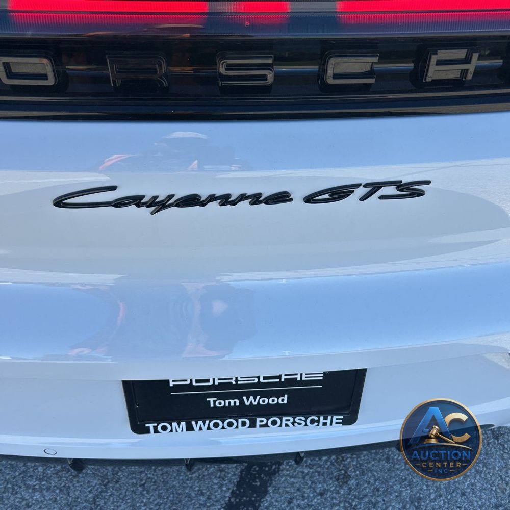 2025 Porsche Cayenne GTS