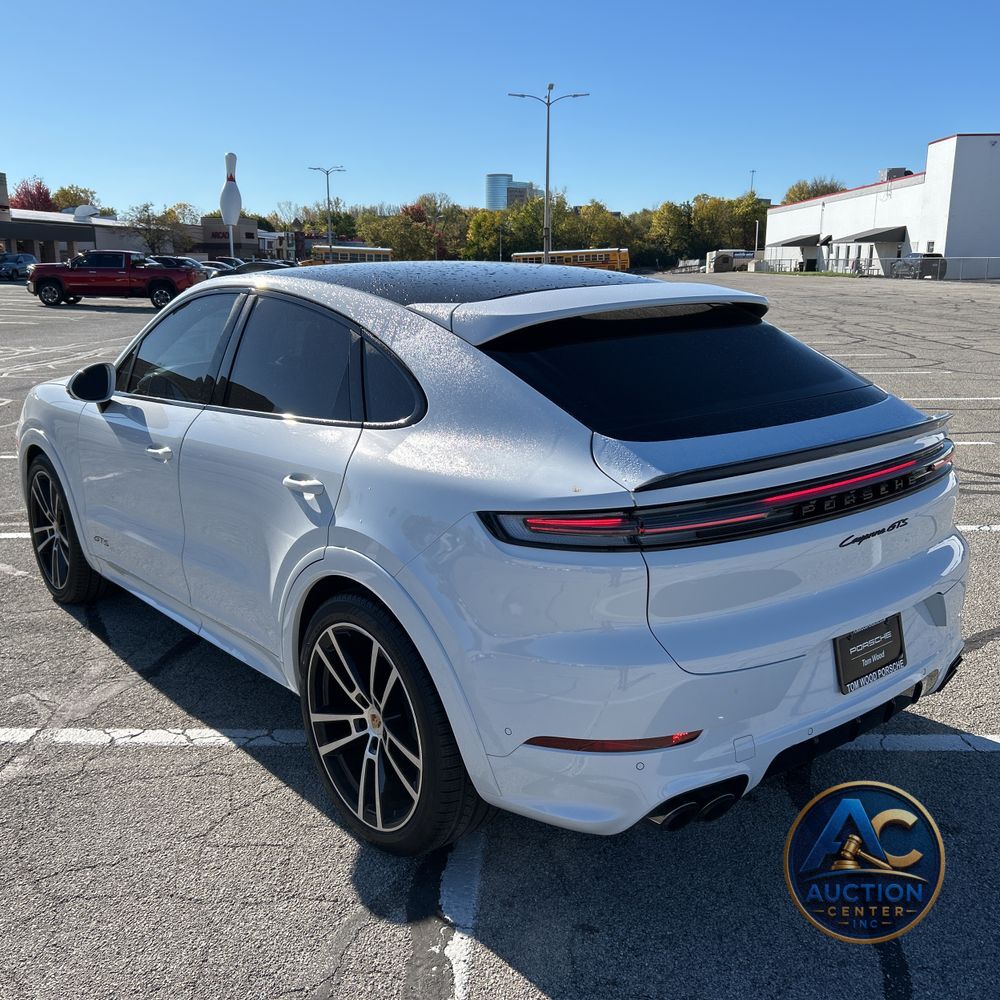 2025 Porsche Cayenne GTS