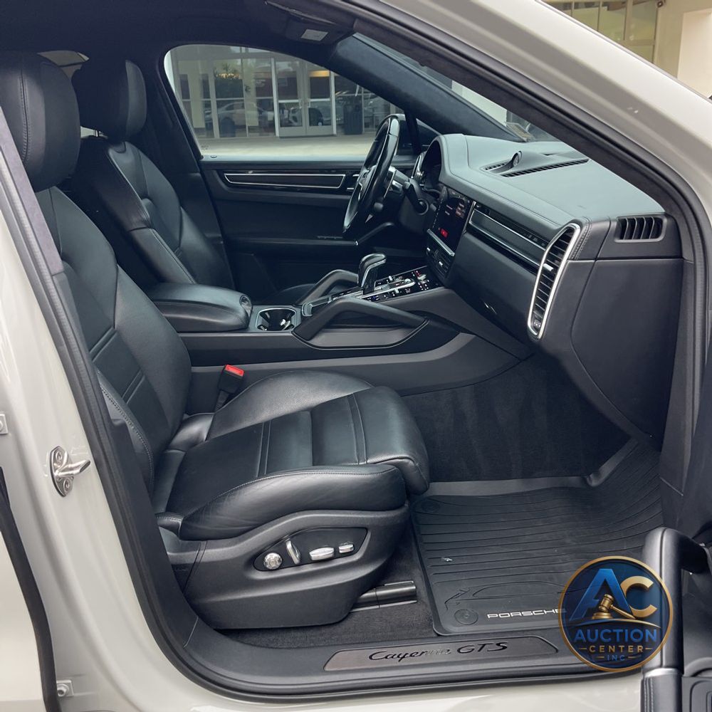 2021 Porsche Cayenne GTS