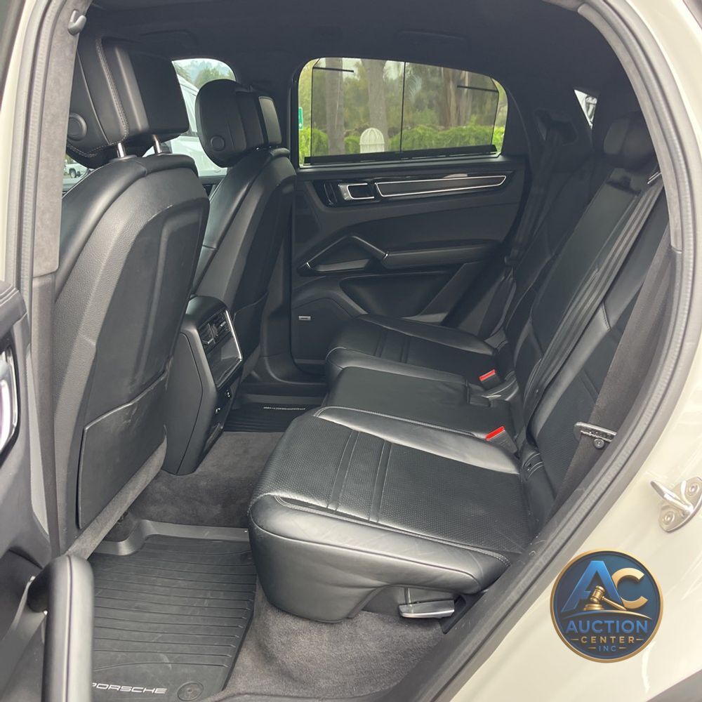 2021 Porsche Cayenne GTS