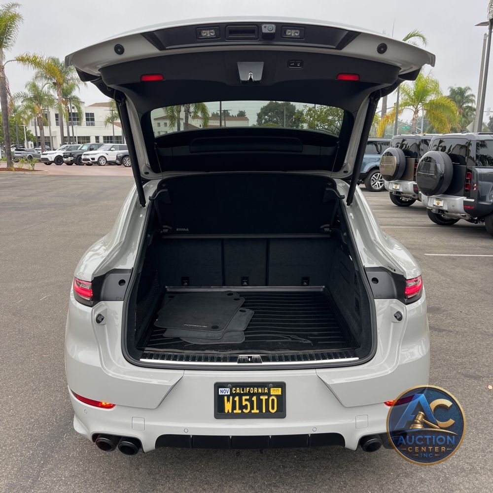2021 Porsche Cayenne GTS
