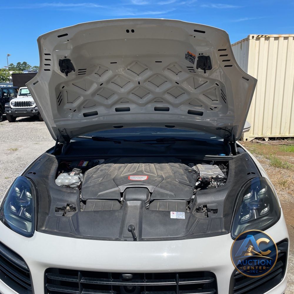 2021 Porsche Cayenne GTS Coupe