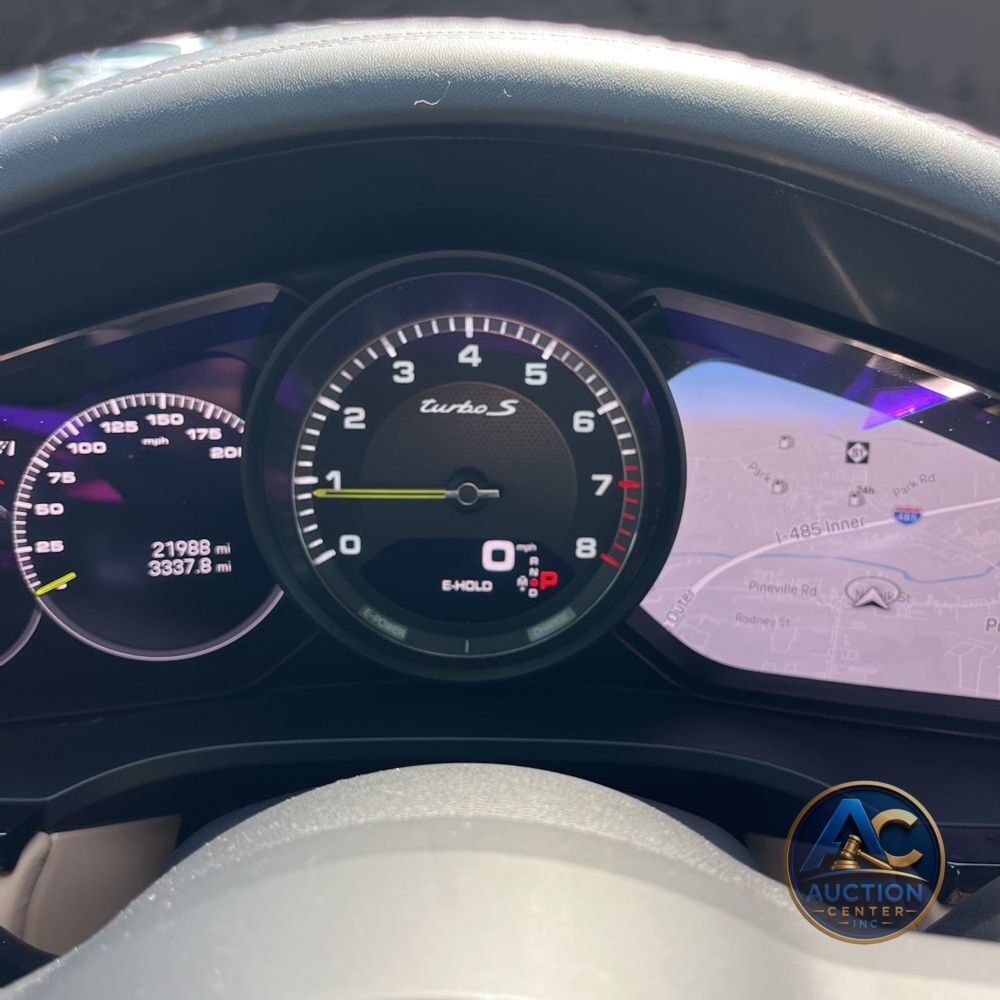 2022 Porsche Cayenne Turbo S E-Hybrid Coupe