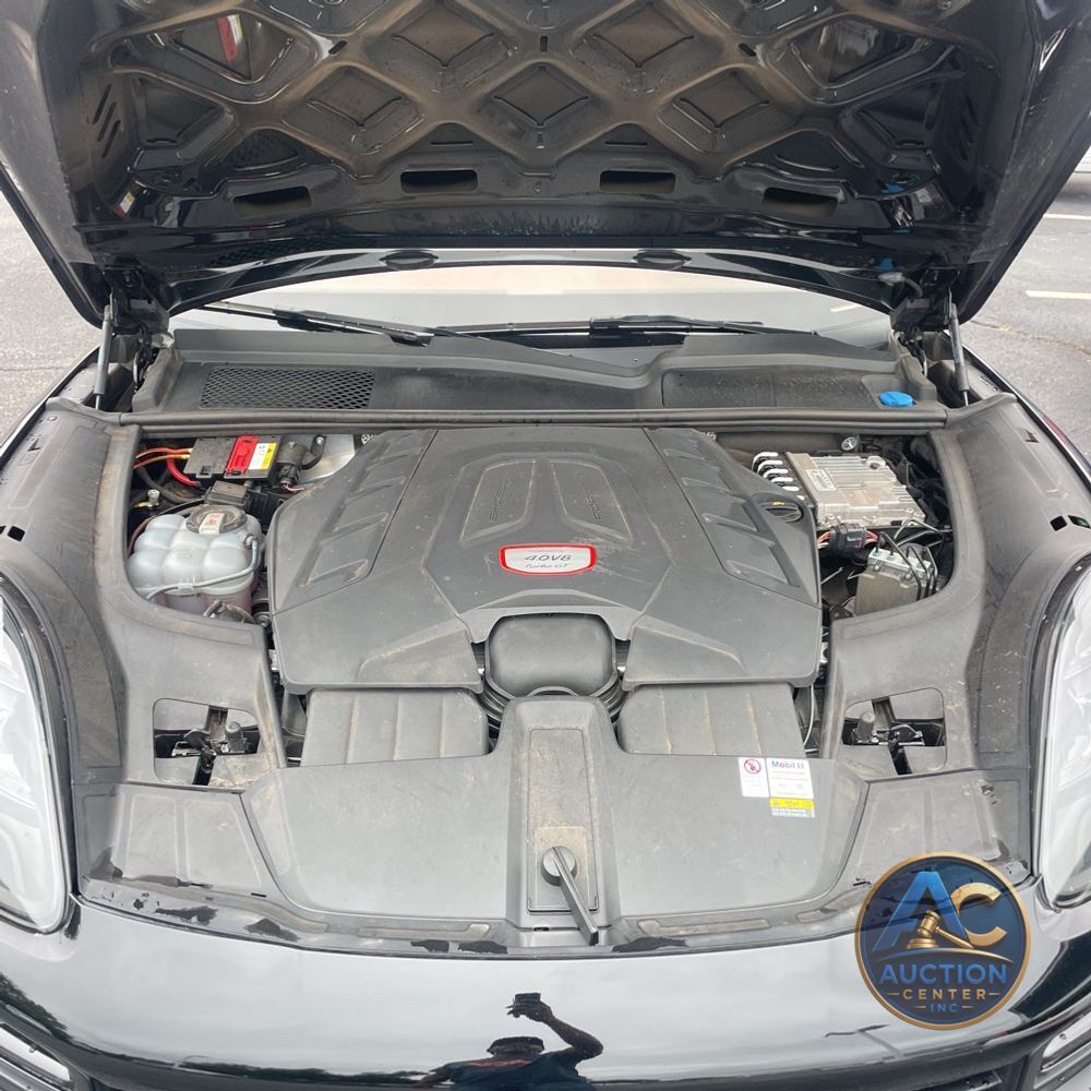2022 Porsche Cayenne Turbo GT