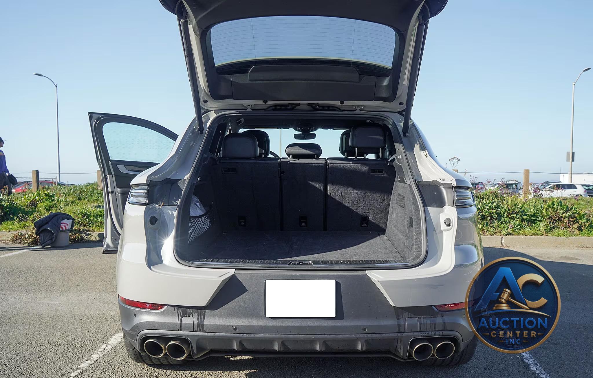 2024 Porsche Cayenne S Coupe