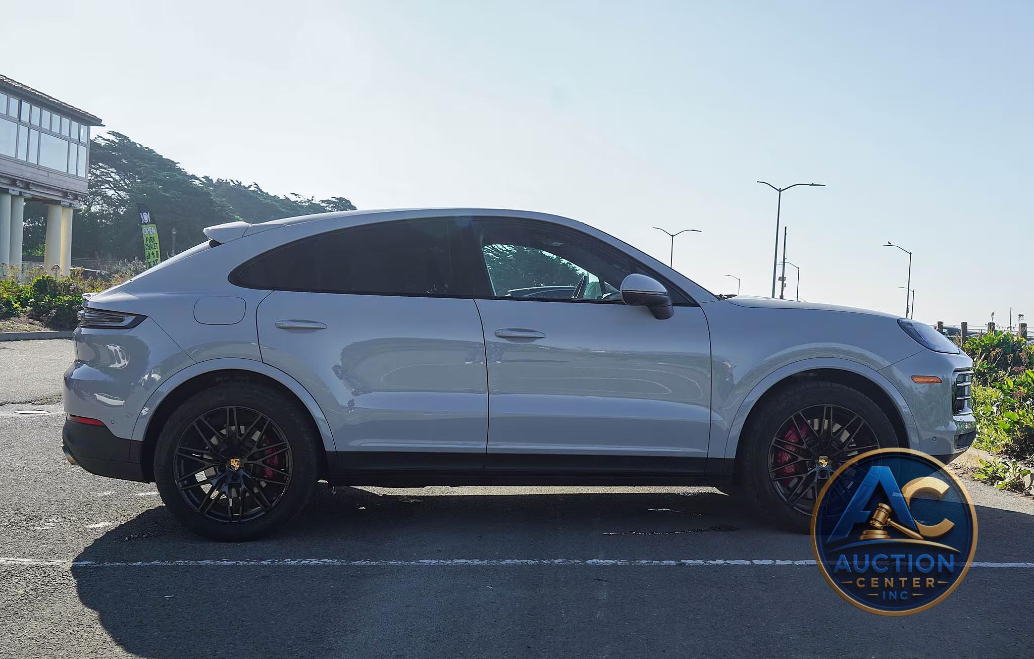 2024 Porsche Cayenne S Coupe