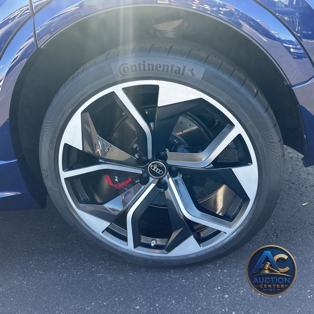 2023 Audi RS Q8