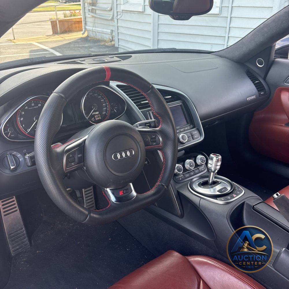 2010 Audi R8